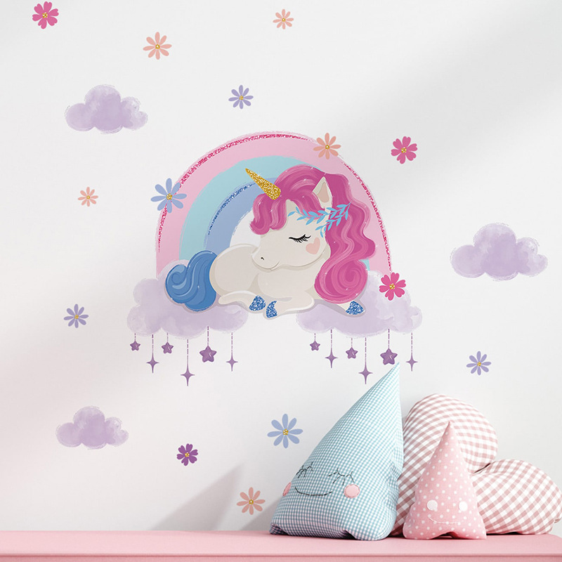 ملصقات حائط مضيئة برسوم كرتوني - مراجعة Baby Unicorn Nursery وسعره