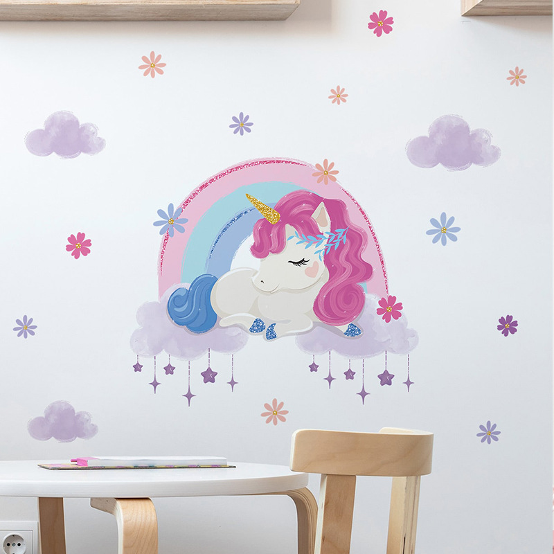 ملصقات حائط مضيئة برسوم كرتوني - مراجعة Baby Unicorn Nursery وسعره